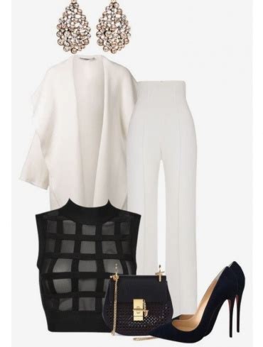 solaire theater dress code